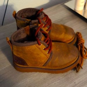 UGG BOOTS 11c